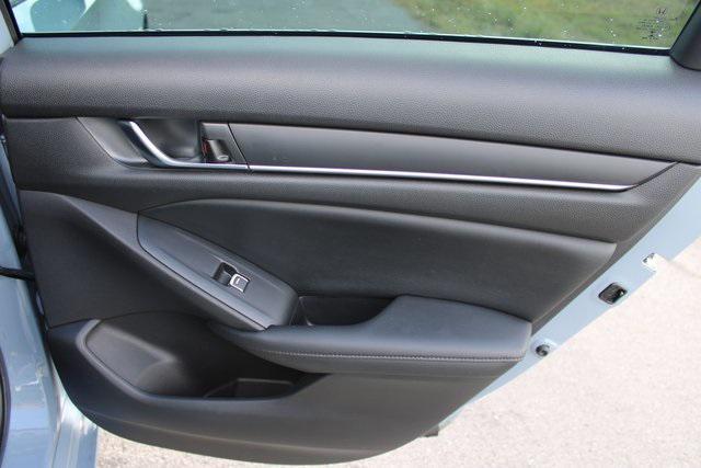 Photo of 2021 Sonic Gray Pearl Honda Accord