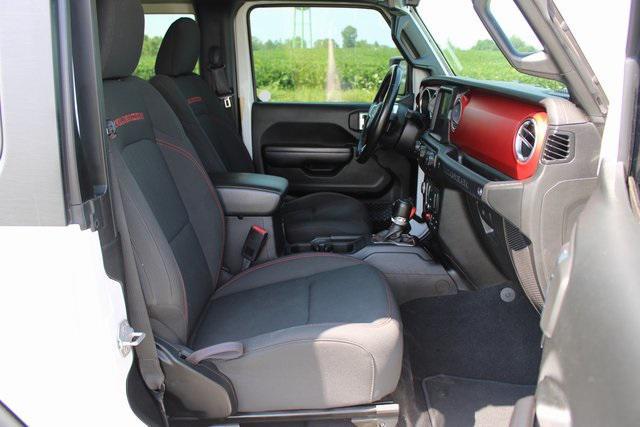 Photo of 2020 Bright White Clearcoat Jeep Wrangler