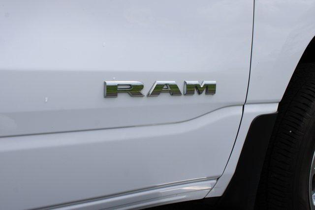Photo of 2022 Bright White Clearcoat RAM 1500
