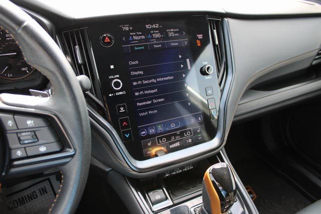 Photo of 2023 Ice Silver Metallic Subaru Outback