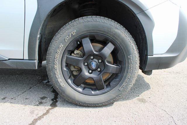 Photo of 2023 Ice Silver Metallic Subaru Outback
