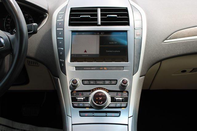 Photo of 2019 Black Metallic Lincoln MKZ