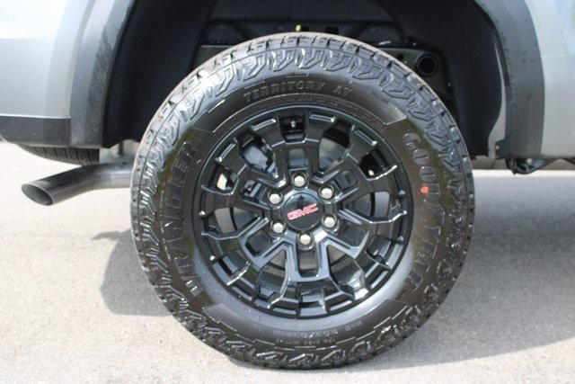 Photo of 2026 Gxd GMC Canyon