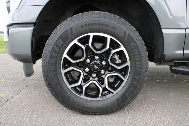 Photo of 2022 Gray Metallic Ford F-150