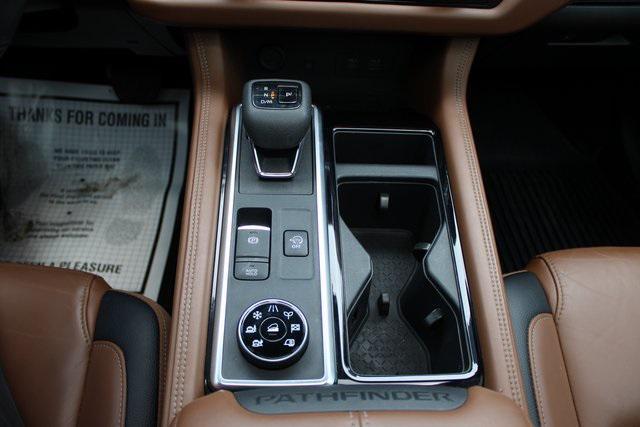 Photo of 2023 Baja Storm/Super Black Roof Nissan Pathfinder