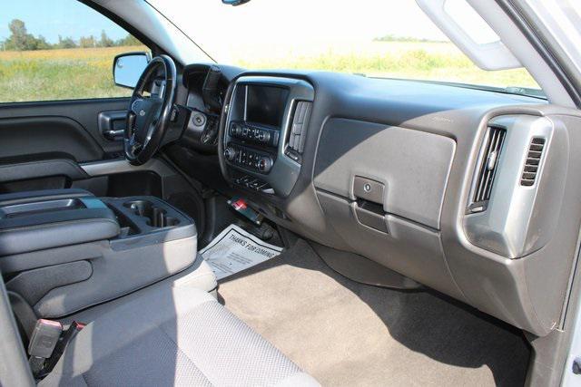 Photo of 2018 Silver Ice Metallic Chevrolet Silverado 1500