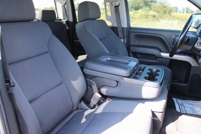 Photo of 2018 Silver Ice Metallic Chevrolet Silverado 1500