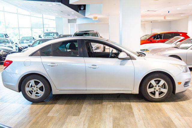 Photo of 2016 Silver Ice Metallic Chevrolet Cruze Limited
