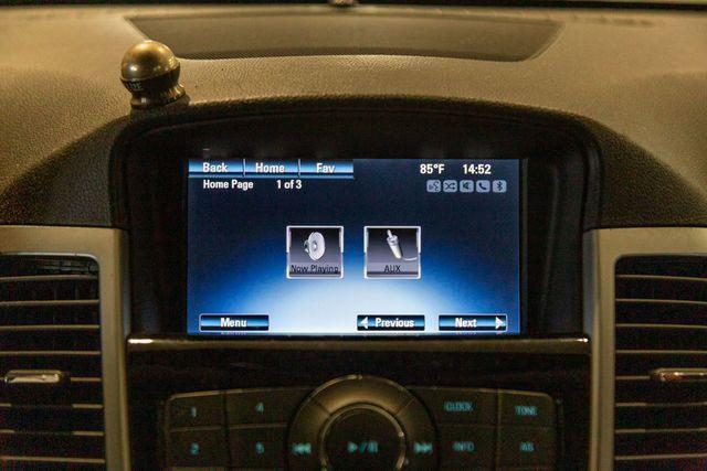 Photo of 2016 Silver Ice Metallic Chevrolet Cruze Limited