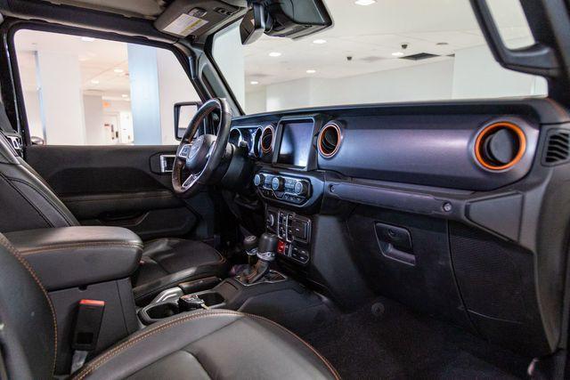 Photo of 2022 Black Clearcoat Jeep Gladiator