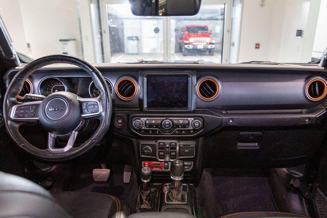 Photo of 2022 Black Clearcoat Jeep Gladiator