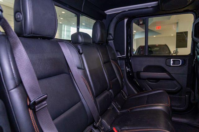Photo of 2022 Black Clearcoat Jeep Gladiator