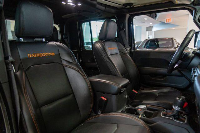 Photo of 2022 Black Clearcoat Jeep Gladiator