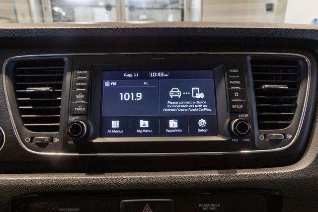Photo of 2020 Metal Kia Sedona