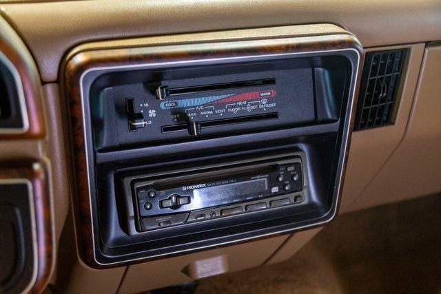 Photo of 1989 Tan Ford Bronco