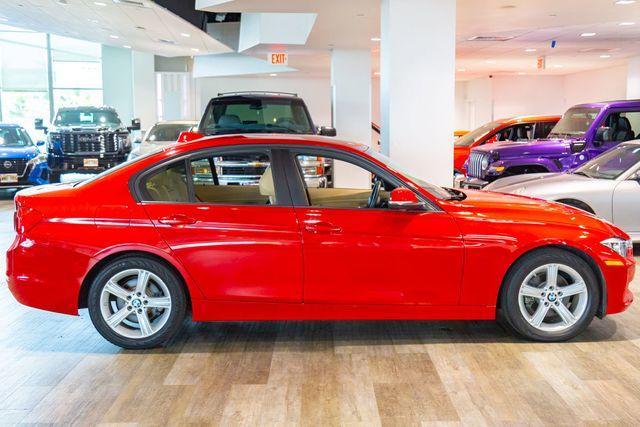 Photo of 2013 Melbourne Red Metallic BMW 320
