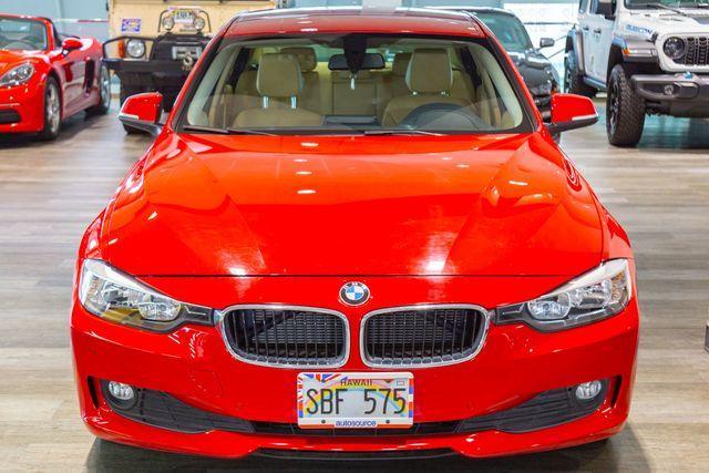 Photo of 2013 Melbourne Red Metallic BMW 320