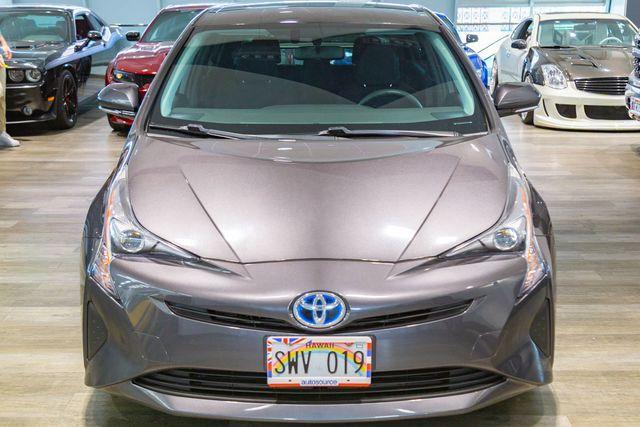 Photo of 2016 Magnetic Gray Metallic Toyota Prius