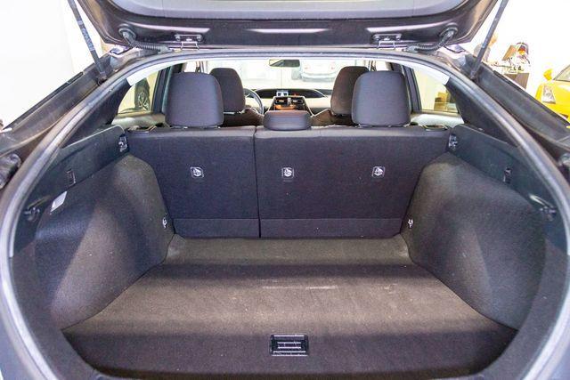 Photo of 2016 Magnetic Gray Metallic Toyota Prius