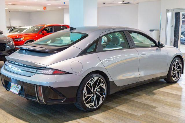 Photo of 2024 Silver Hyundai IONIQ 6