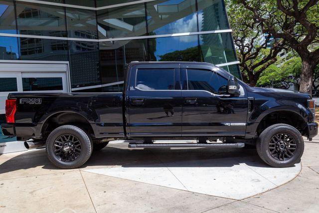 Photo of 2022 Agate Black Metallic Ford F-250