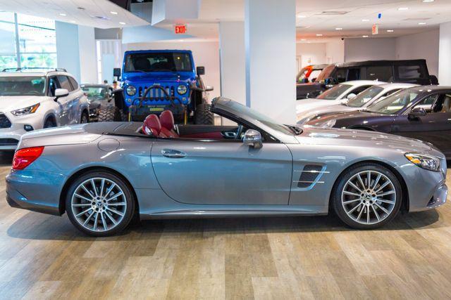 Photo of 2017 Gray Mercedes-Benz SL 450