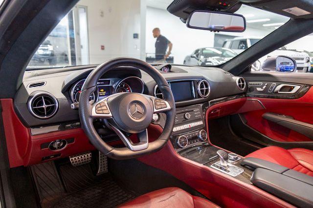 Photo of 2017 Gray Mercedes-Benz SL 450