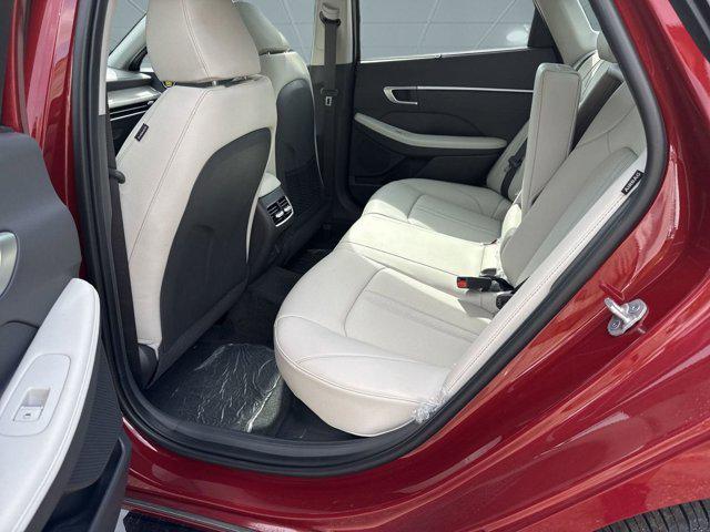 Photo of 2025 Ultimate red Hyundai SONATA Hybrid
