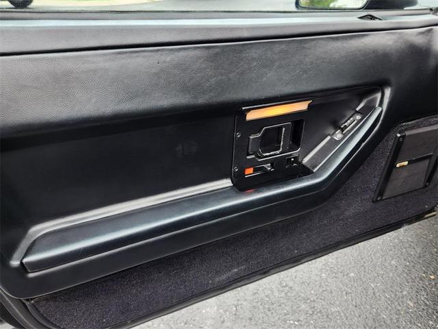 Photo of 1989 Black Chevrolet Corvette