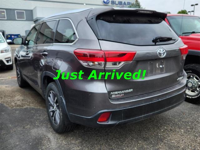 Photo of 2017 Predawn Gray Mica Toyota Highlander
