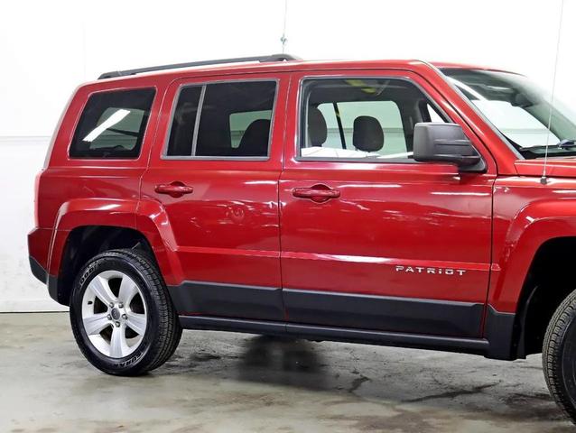 Photo of 2014 RED Jeep Patriot
