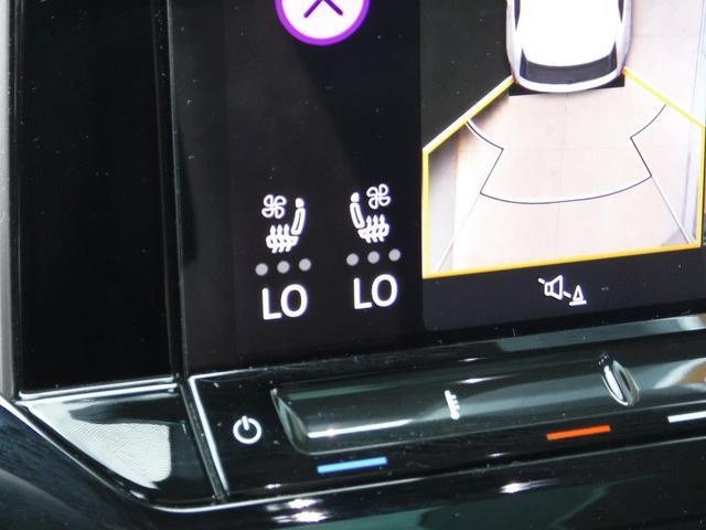Photo of 2024 Deep Black Pearl Effect Volkswagen Atlas Cross Sport