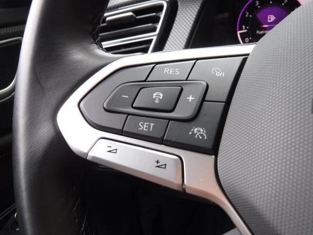 Photo of 2024 Deep Black Pearl Effect Volkswagen Atlas Cross Sport