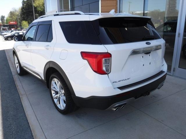 Photo of 2023 Star White Ford Explorer