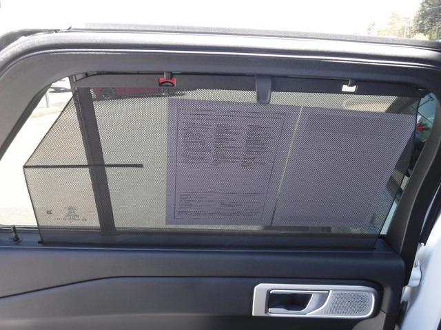 Photo of 2023 Star White Ford Explorer