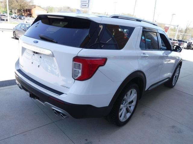 Photo of 2023 Star White Ford Explorer