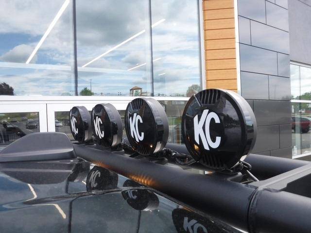 Photo of 2022 Diamond Black RAM 1500