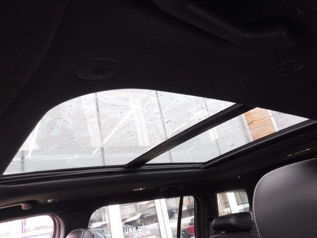 Photo of 2025 Diamond Black Jeep Grand Cherokee L