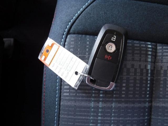 Photo of 2023 Hot Pepper Red Tinted Clearcoat Ford Bronco Sport