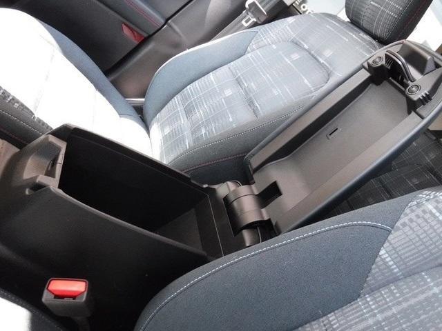 Photo of 2023 Hot Pepper Red Tinted Clearcoat Ford Bronco Sport