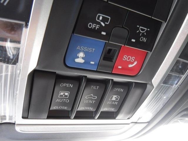 Photo of 2020 Pearl White RAM 2500