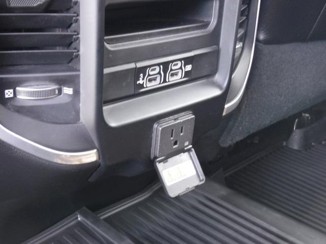 Photo of 2020 Pearl White RAM 2500