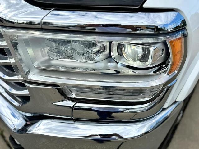 Photo of 2019 Bright White Clearcoat RAM 2500