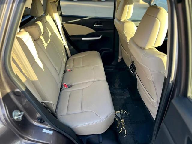 Photo of 2015 Gray Honda CR-V