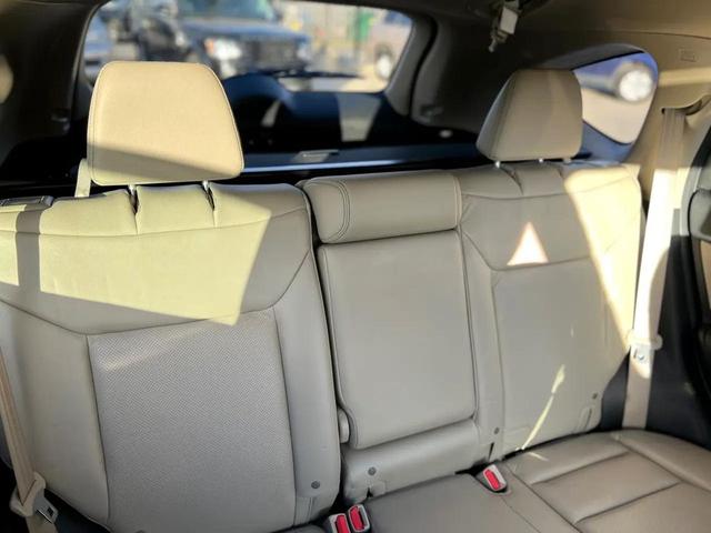 Photo of 2015 Gray Honda CR-V