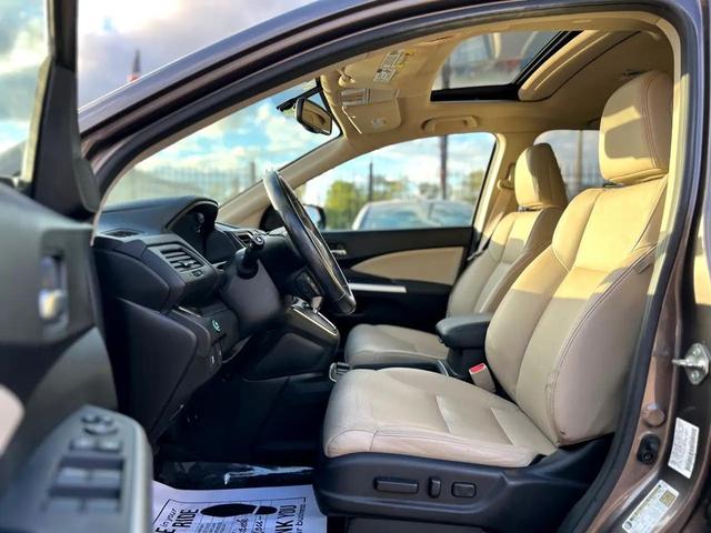 Photo of 2015 Gray Honda CR-V