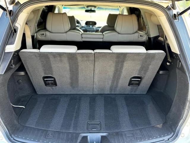 Photo of 2010 Pearl White Acura MDX