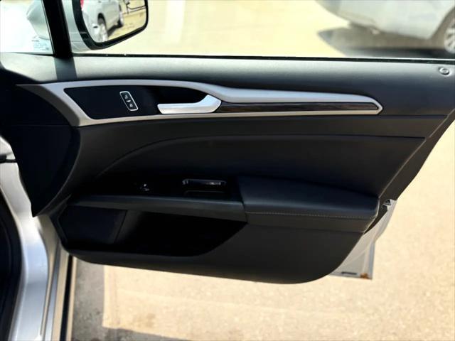 Photo of 2013 Ingot Silver Ford Fusion