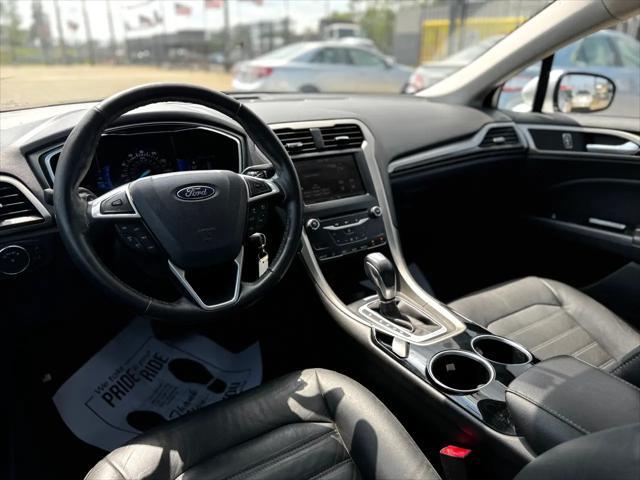 Photo of 2013 Ingot Silver Ford Fusion