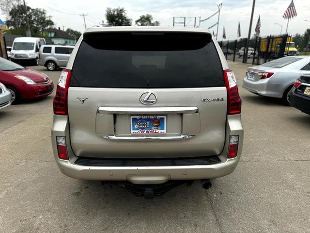 Photo of 2011 Gold Lexus GX 460
